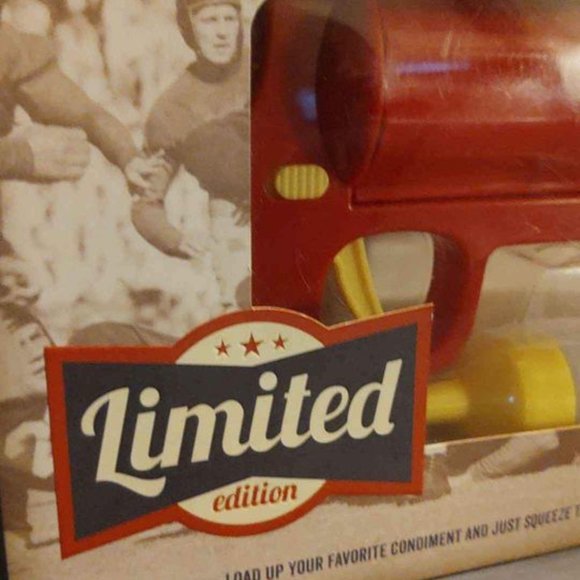 Kitchen Tailgate Sauce Dispenser Ketchup And Mustard Gun Dispenser